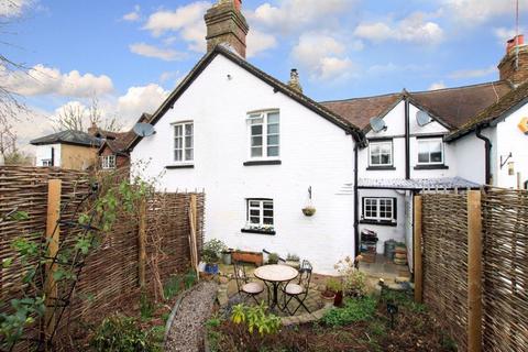 2 bedroom cottage for sale, Bourne End, Hertfordshire