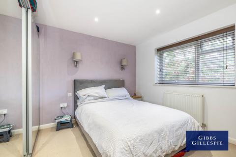 2 bedroom apartment to rent, Annette Close, Harrow, HA3