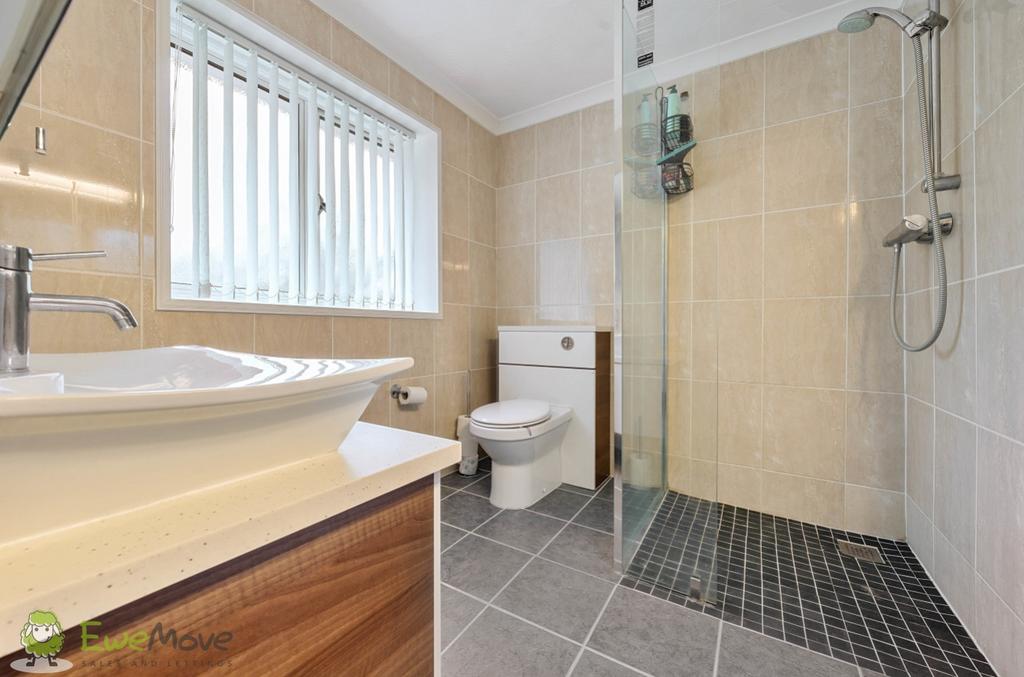 Ensuite Bedroom One
