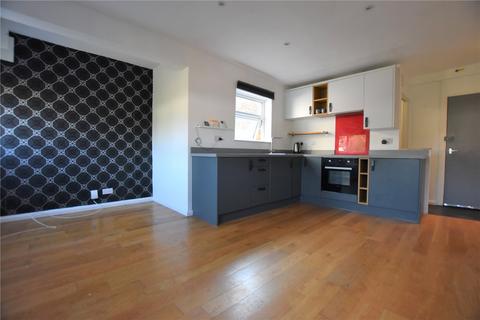 Studio to rent, Brighton Road, South Croydon, CR2