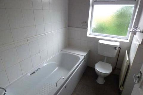 undefined, High Street North, Bedfordshire LU6