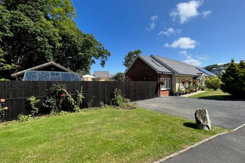 4 bedroom detached bungalow for sale, Dolphin Court, New Quay, SA45