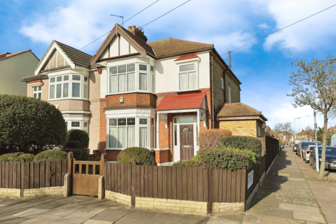 3 bedroom end of terrace house for sale - Wanstead Lane, ILFORD, IG1