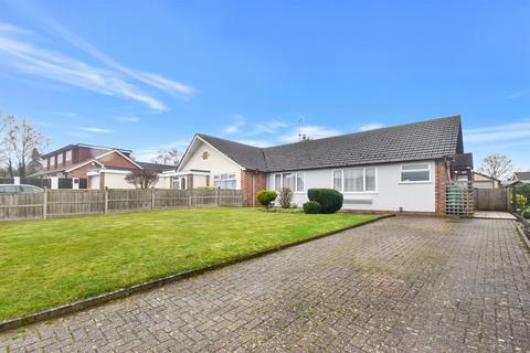 3 bedroom semi-detached bungalow for sale, Carvoran Way, Wigmore, Gillingham, ME8