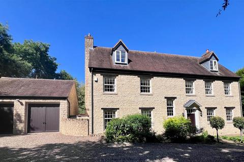 5 bedroom detached house for sale, The Green, Deanshanger, Milton Keynes