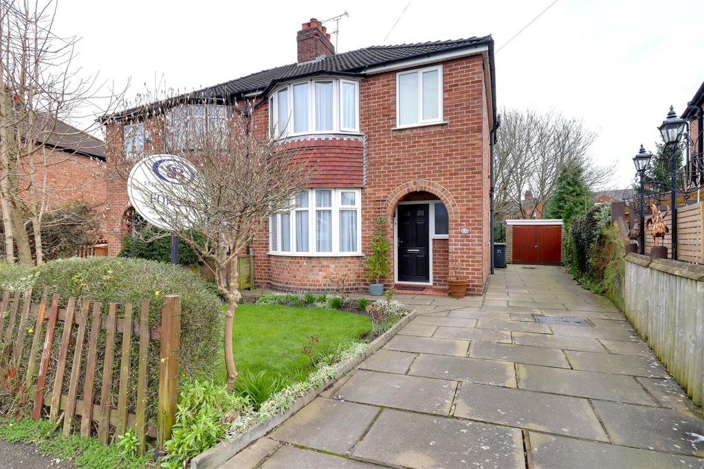 Jubilee Avenue, Crewe 3 bed semidetached house for sale £180,000