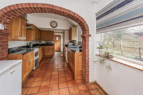 3 bedroom detached house for sale, 29 Walk Lane, Wombourne