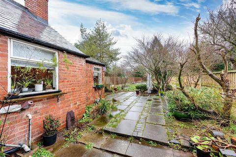 3 bedroom detached house for sale, 29 Walk Lane, Wombourne