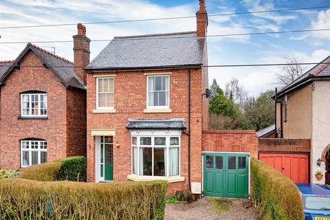 3 bedroom detached house for sale, 29 Walk Lane, Wombourne