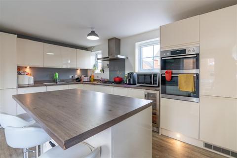 5 Ascot Drive, North Gosforth, Newcastle Upon Tyne, NE13 6PB