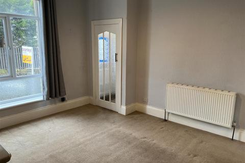 2 bedroom terraced house to rent, East Street, Golcar, Huddersfield