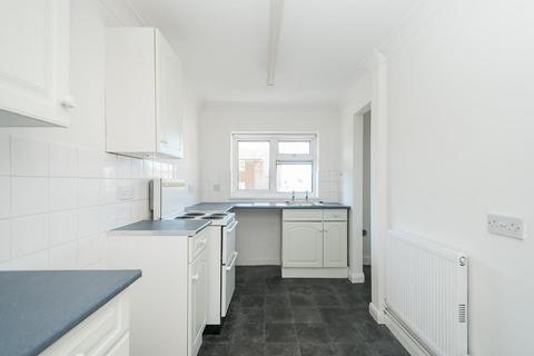 1 bedroom flat to rent, Millfield, Lancing