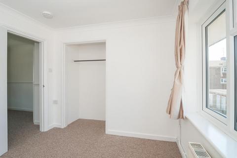 1 bedroom flat to rent, Millfield, Lancing