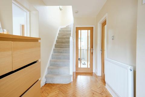 13 Avenue Road, Chelmsford, CM2 9TY
