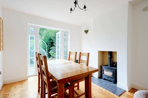 13 Avenue Road, Chelmsford, CM2 9TY