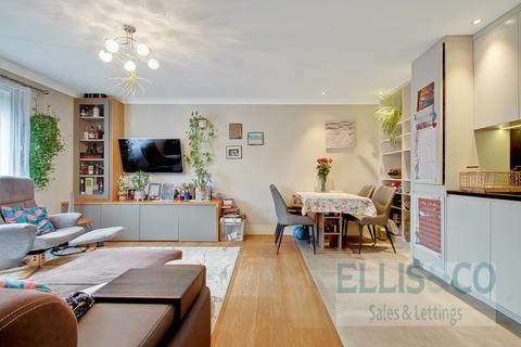 1 bedroom apartment for sale, Allington Close, Greenford, UB6