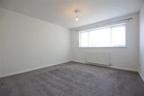33 Knoll Drive, Warwick, CV34 5YQ