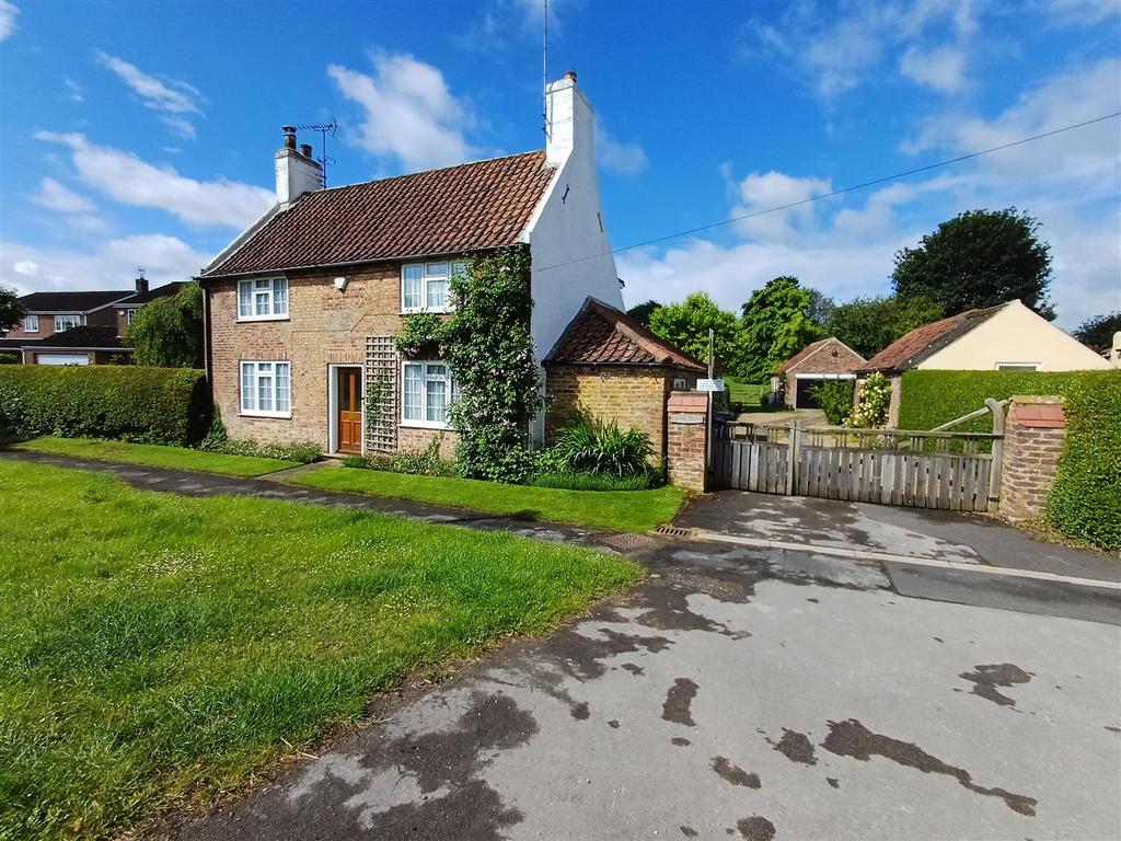 Glencoe House, Main Street, Bainton... 4 bed house for sale £650,000