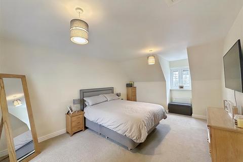 71 Treffry Road, Truro, TR1 1WL