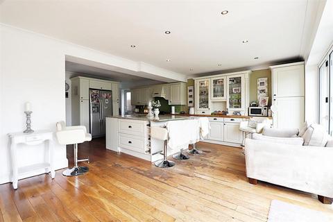 254 Shepherds Lane, Dartford, DA1 2PN