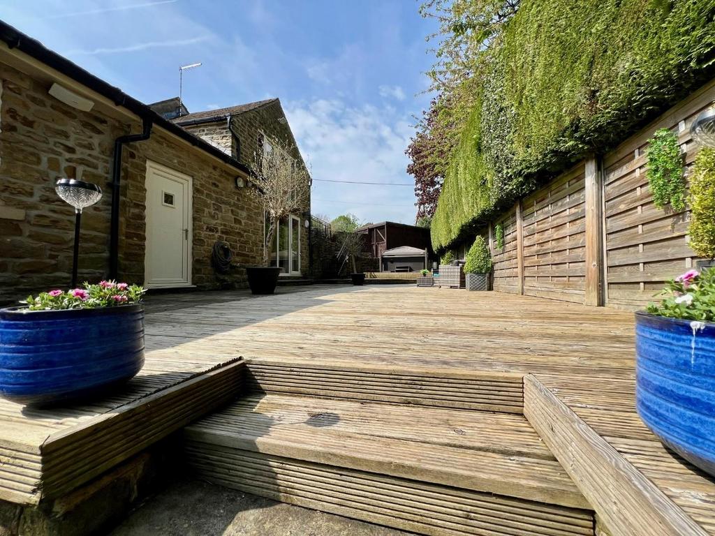 Decking area.jpg
