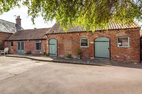 4 bedroom barn conversion for sale, Great North Road, Cromwell NG23