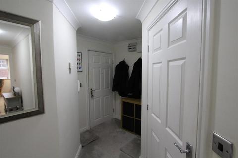 2 bedroom flat for sale - Crossland Mews, Lymm