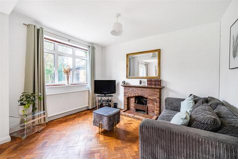 40 Hook Road, Surbiton, KT6 5BH