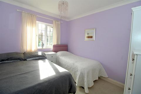 3 bedroom detached bungalow for sale - Chalvington Close, Seaford
