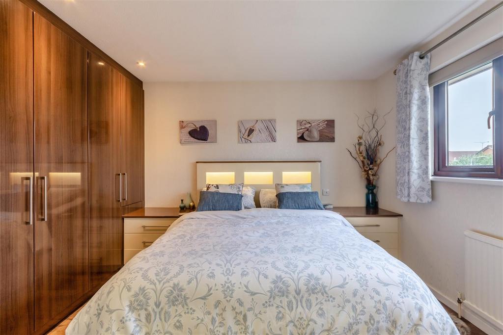 8585909-interior27.jpg