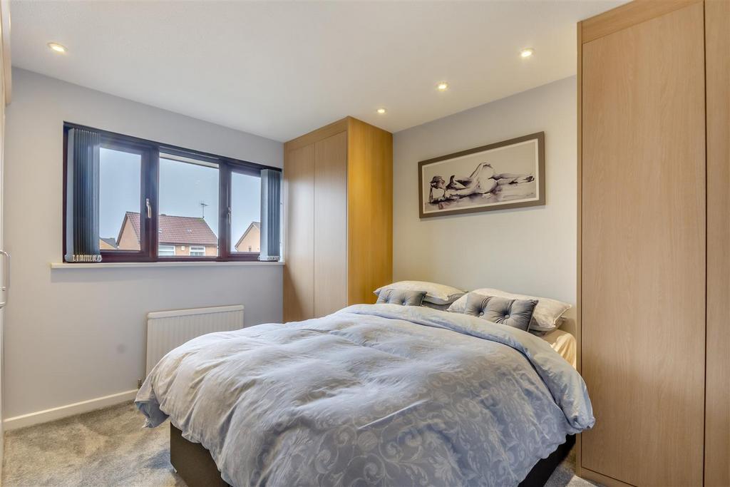 8585909-interior35.jpg