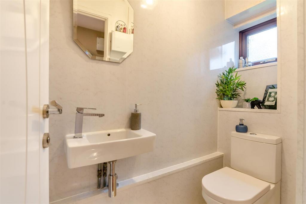 8585909-interior08.jpg