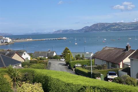 undefined, Cae Mair, Beaumaris
