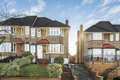 3 bedroom semi-detached house to rent - Arnos Grove, London N14
