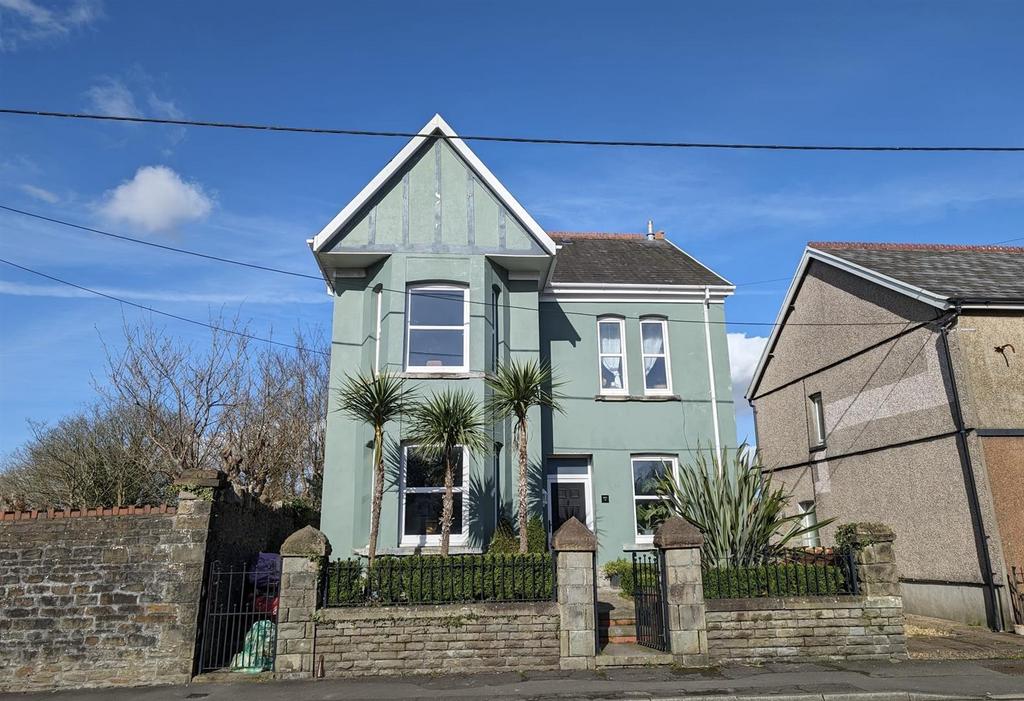 Bolgoed Road, Pontarddulais, Swansea 4 bed detached house for sale £