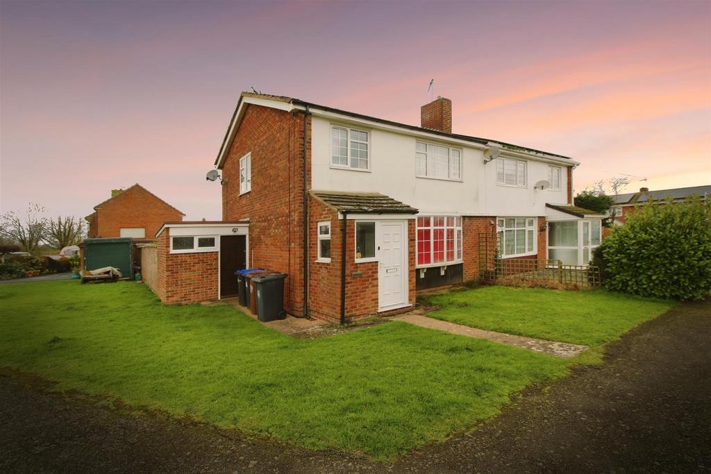 Onley Park, Rugby CV23 3 bed semidetached house for sale £250,000