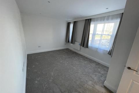 3 bedroom apartment to rent - Flat 3 Brooklands House, 34 Northampton Road, Market Harborough
