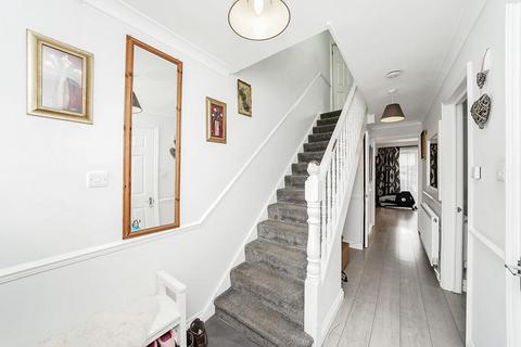 144 Waltham Way, London, E4 8AR