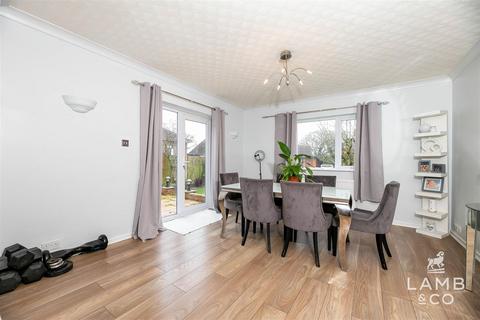 4 bedroom detached bungalow for sale, Leys Drive, Clacton-On-Sea CO16