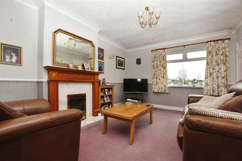 3 bedroom terraced house for sale - Springhead Avenue, Hull