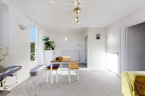 1 bedroom flat to rent, NW6