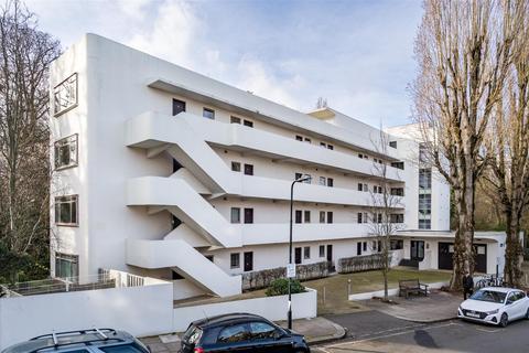 1 bedroom flat for sale, Isokon Flats