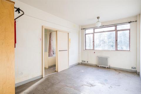 1 bedroom flat for sale, Isokon Flats