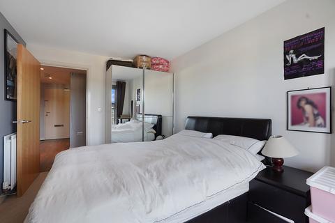 1 bedroom flat for sale - Royal Carriage Mews, Woolwich SE18