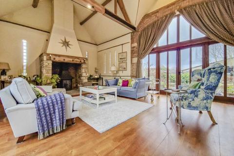 5 bedroom barn conversion for sale - Manor Lane, Bredon`s Norton, Tewkesbury, Gloucestershire