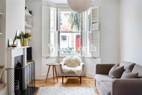 51 Station Crescent, London, N15 5BG