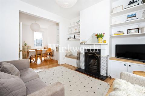 51 Station Crescent, London, N15 5BG