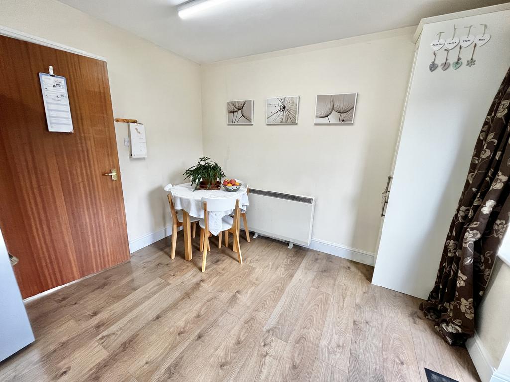 Kitchen   Dining Room