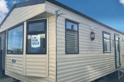 2 bedroom static caravan for sale, Broadland Sands Holiday Park, Corton NR32