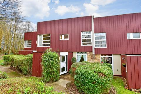 3 bedroom terraced house for sale - Knights Croft, New Ash Green, Longfield, Kent